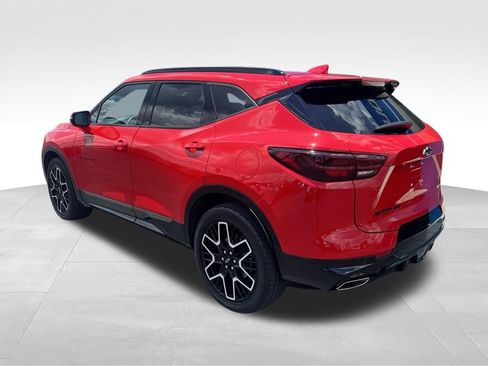 Used 2023 Chevrolet Blazer RS w/ Enhanced Convenience Package AWD/4WD image 7