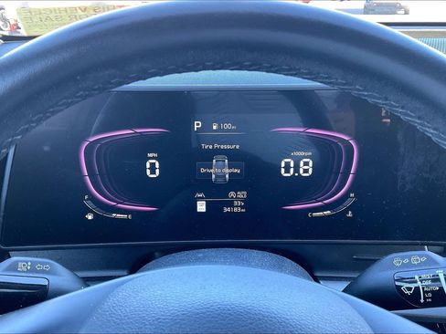 Used 2023 Kia Sportage EX image 13