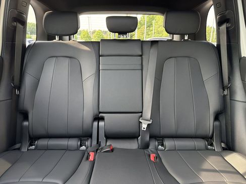 Certified 2026 Mercedes-Benz GLB 250 4MATIC image 34
