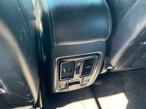 Used 2016 Jeep Grand Cherokee Overland AWD/4WD image 16