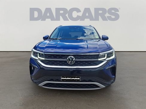 Used 2022 Volkswagen Taos SEL AWD/4WD image 2