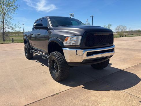 Used 2016 RAM 2500 Tradesman w/ Chrome Appearance Group image 33