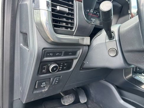 Used 2023 Ford F150 Lariat w/ Equipment Group 502A High AWD/4WD image 17