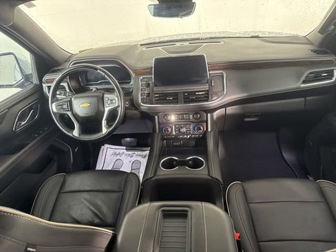 Used 2024 Chevrolet Suburban Premier w/ Advanced Technology Package AWD/4WD image 22