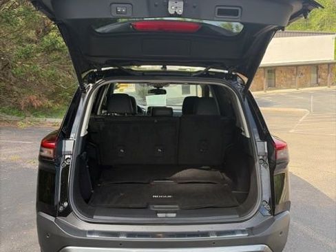 Used 2023 Nissan Rogue SL w/ SL Premium Package image 30