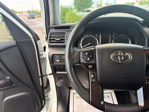 Used 2023 Toyota 4Runner TRD Off-Road AWD/4WD image 27