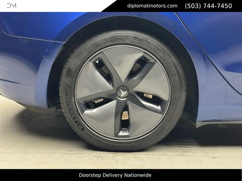Used 2018 Tesla Model 3 Long Range image 35