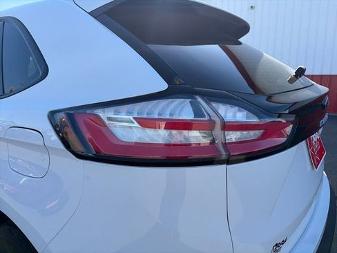 Used 2022 Ford Edge SE AWD/4WD image 19