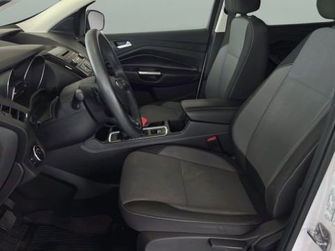 Used 2017 Ford Escape SE AWD/4WD image 7