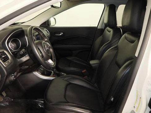 Used 2019 Jeep Compass Latitude w/ Popular Equipment Group image 16