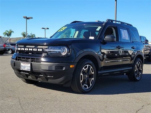 Certified 2023 Ford Bronco Sport Outer Banks w/ Tech Package image 5