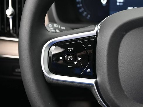 New 2026 Volvo XC90 T8 Ultra w/ Protection Package Premier AWD/4WD image 11