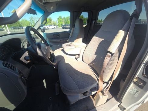 Used 2000 Ford F150 2WD SuperCab image 17