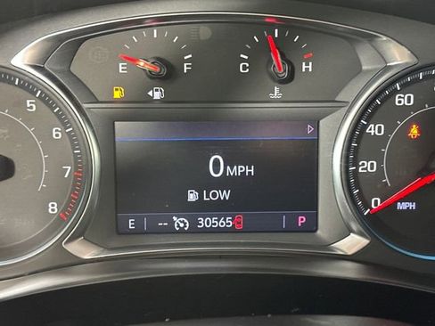 Used 2023 Chevrolet Traverse LT w/ LPO, Floor Liner Package image 24