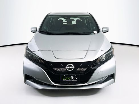 Used 2024 Nissan Leaf S FWD image 2