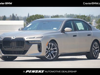 New 2025 BMW 760i xDrive