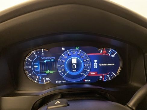 Used 2017 Cadillac Escalade Platinum image 9