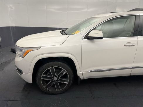 Used 2019 GMC Acadia Denali w/ LPO, Floor Liner Package image 4