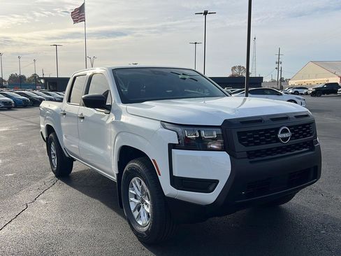 New 2026 Nissan Frontier S image 3