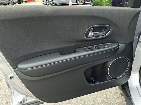 Used 2022 Honda HR-V EX image 13