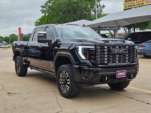 Used 2025 GMC Sierra 2500 Denali Ultimate image 3