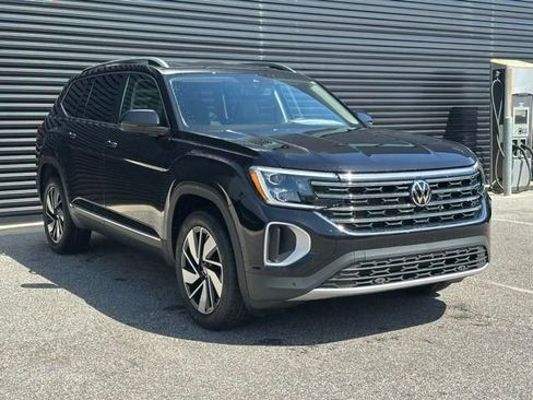 New 2025 Volkswagen Atlas SEL image 7