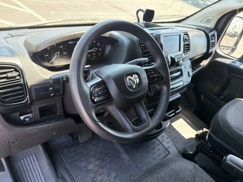 Used 2023 RAM ProMaster 2500 FWD image 12