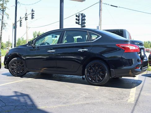 Used 2016 Nissan Sentra S FWD image 11