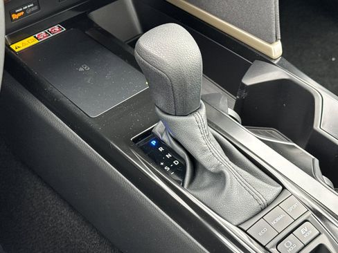 New 2025 Toyota Camry LE w/ Convenience Package FWD image 23