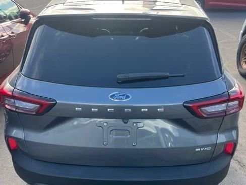 Used 2025 Ford Escape ST-Line AWD/4WD image 13
