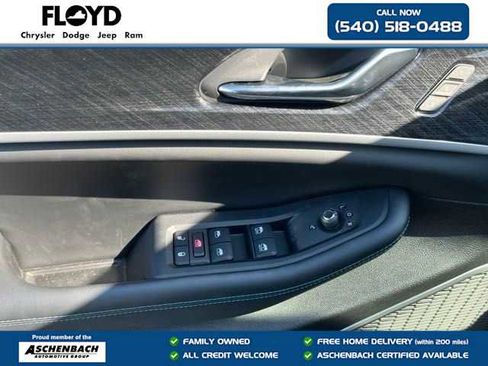 New 2024 Jeep Grand Cherokee Trailhawk w/ Advanced Protech Group II image 13