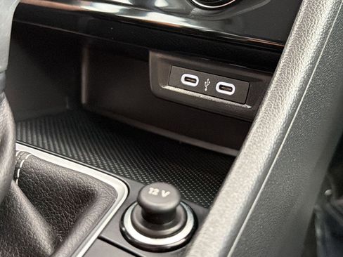 Used 2023 Volkswagen Jetta SE w/ Black Wheel Package image 30