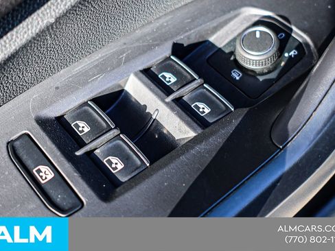 Used 2024 Volkswagen Jetta SE image 42