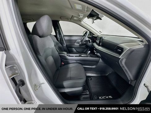 Used 2025 Nissan Kicks S AWD/4WD image 25