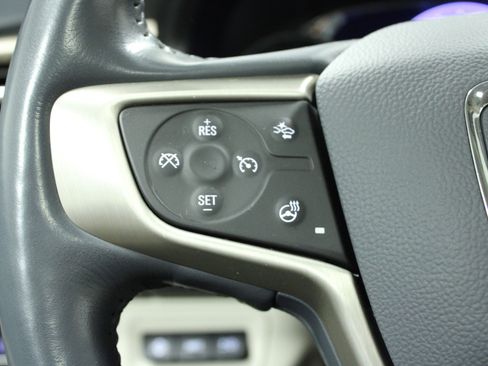 Used 2022 GMC Acadia Denali w/ Denali Technology Package image 21