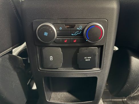 Used 2021 Ford Explorer Limited w/ Equipment Group 301A image 35