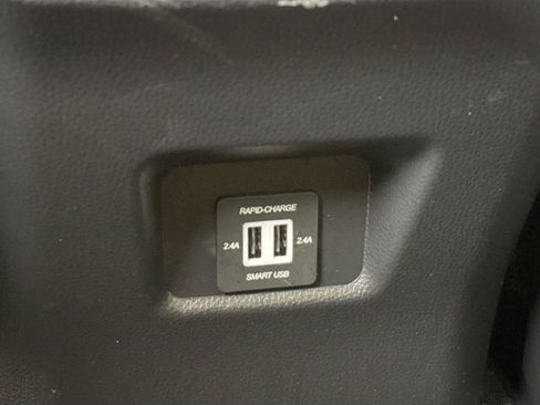 Certified 2025 Toyota RAV4 LE FWD image 36