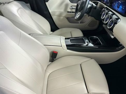 Certified 2025 Mercedes-Benz CLA 250 image 17