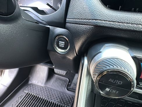 Certified 2023 Toyota RAV4 XLE image 17