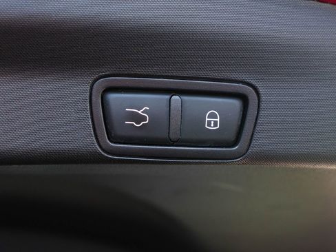 Used 2024 Alfa Romeo Stelvio Veloce image 38