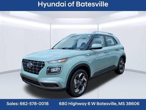 Used 2025 Hyundai Venue SEL FWD image 1