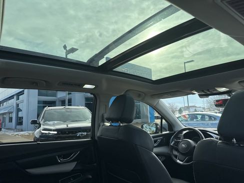 Used 2021 Subaru Ascent Limited w/ Technology Package image 30