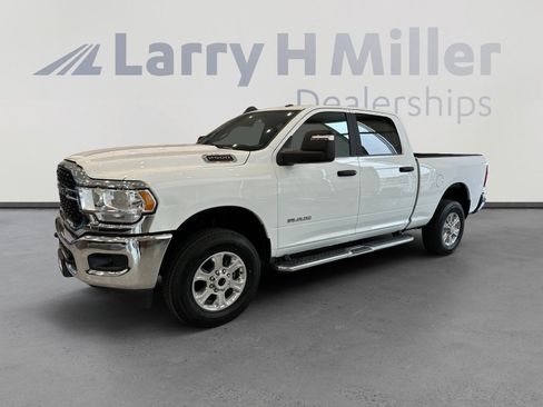 Used 2024 RAM 2500 Big Horn image 1
