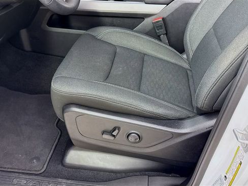 Used 2025 RAM 1500 Big Horn image 19