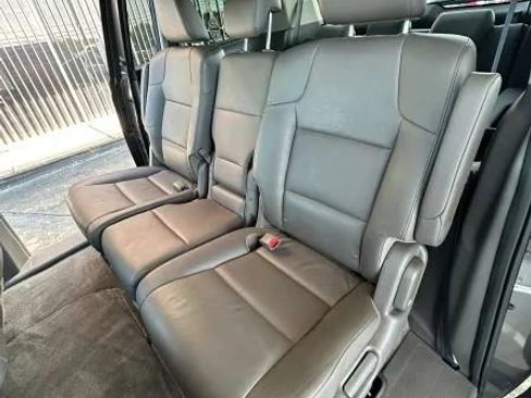Used 2016 Honda Odyssey Touring Elite image 21