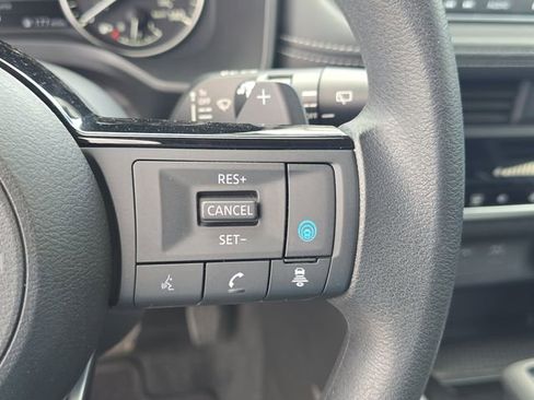 Certified 2023 Nissan Rogue SV AWD/4WD image 32