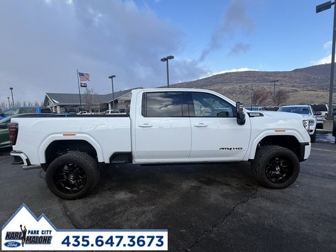 Used 2025 GMC Sierra 3500 AT4 w/ AT4 Premium Plus Package image 6