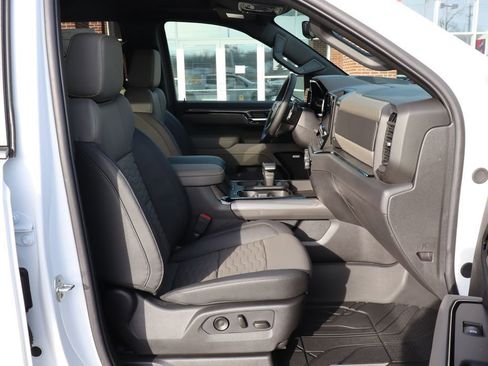 New 2026 Chevrolet Silverado 1500 ZR2 image 51