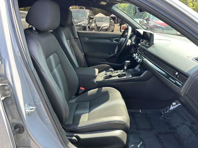 Used 2025 Honda Civic Sport image 11
