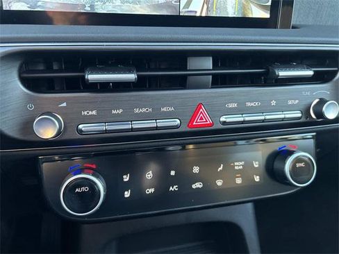 New 2026 Hyundai Palisade Limited image 9